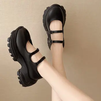 Обувки в стил Лолита